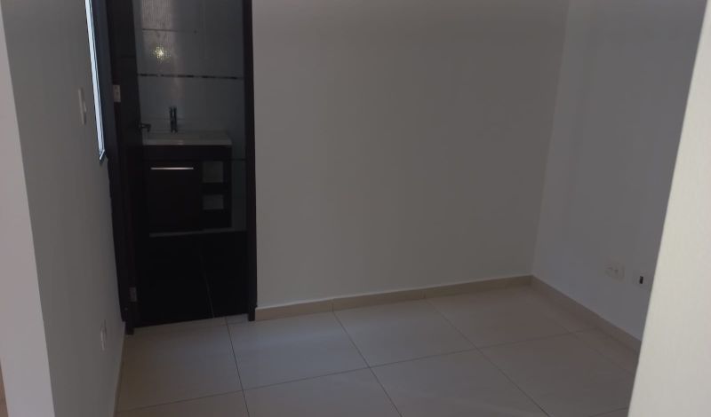 ARRIENDO CASA